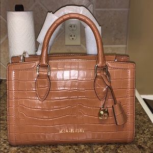 Brand new Michael Kors Zoe satchel
